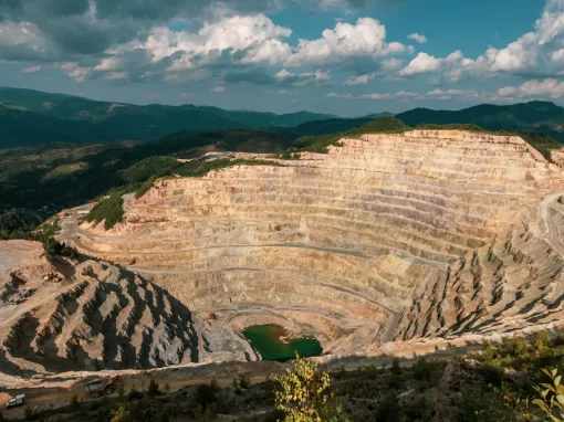 Exploatarea necontrolată a resurselor